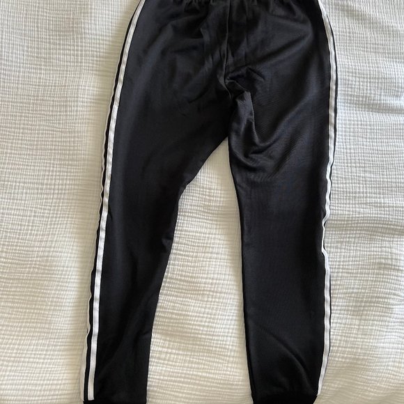 NWOT Adidas Classics SST Track Jacket and Pants - Picture 5 of 7